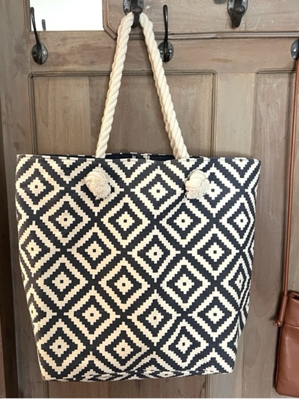 summer & rose Diamond-Pattern Rope Tote - Navy & Cream - Picture 4 of 6